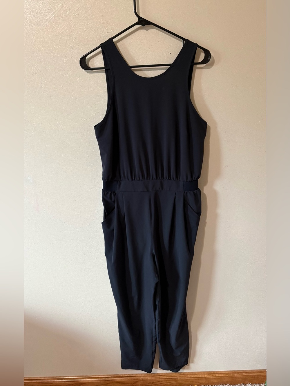 All In Motion Stretch Woven Black Sleeveless Pull-On Jumpsuit Womens size Small